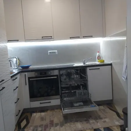 Apartment Trosoban Sarajevo, Ilidza Centar *